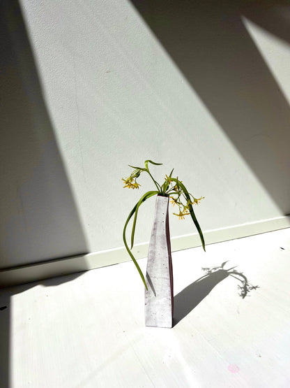 Harjun Kukka x June in Winter: Flower Bouquet  & Ceramic Vase Workshop Saturday 14.3.